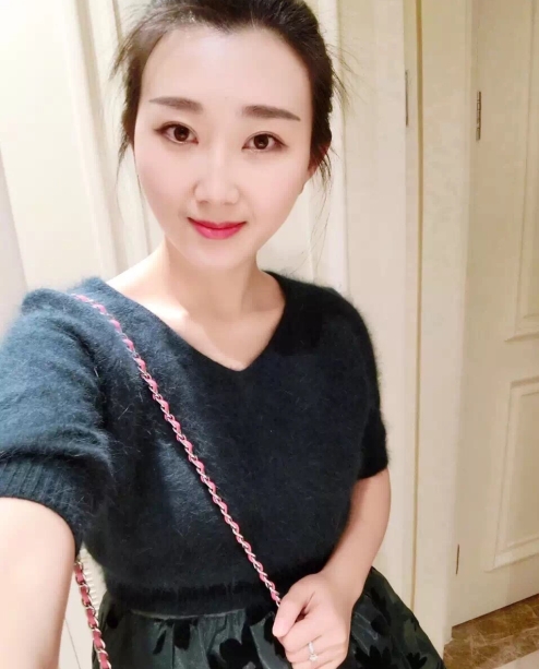 小妮的第三张照片--惠安征婚网