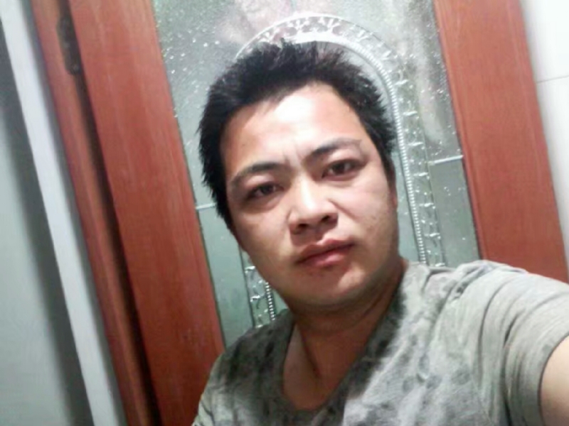 往事随风的第一张照片--惠安征婚网