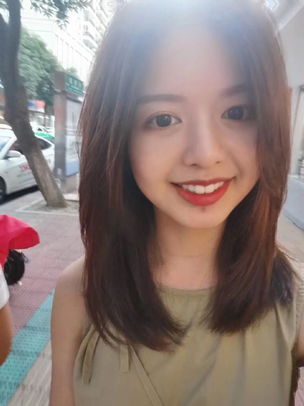 无处安放的大长腿的第一张照片--惠安征婚网