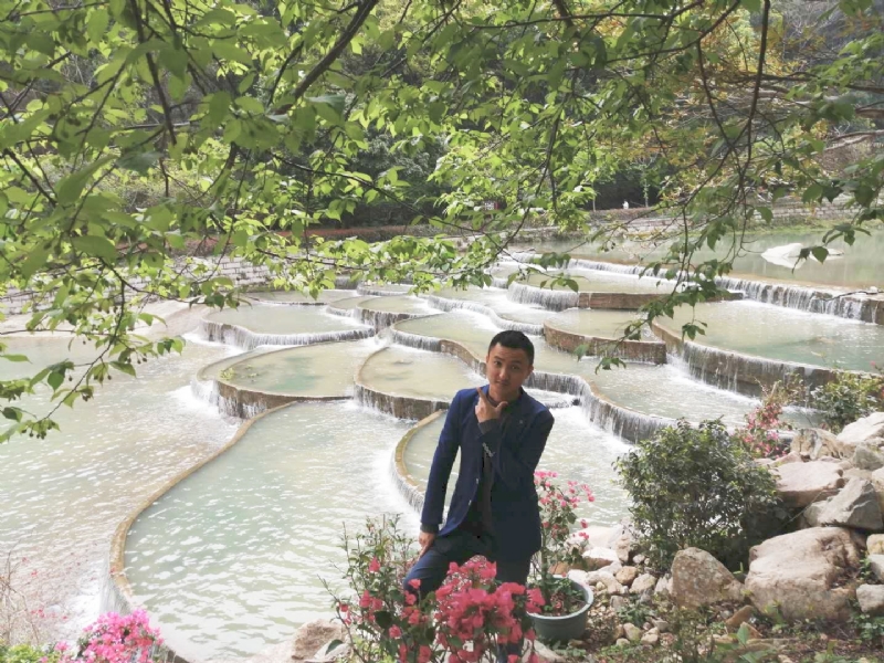 墨染尘封的第一张照片--惠安征婚网