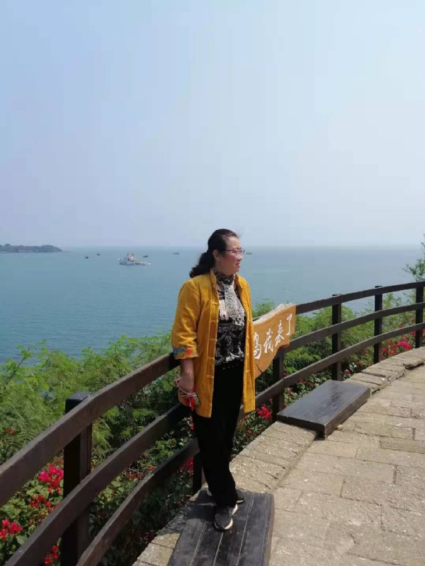 曦若半秋的第一张照片--惠安征婚网