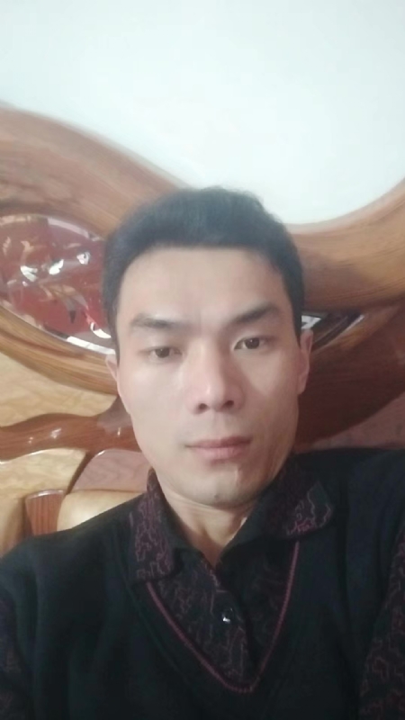 错把真心喂了狗的第四张照片--惠安征婚网
