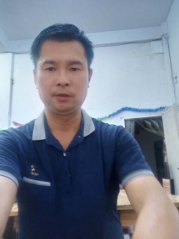 我是自强不息的第一张照片--惠安征婚网
