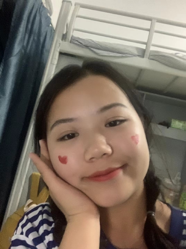 轻轻的一片云的第一张照片--惠安征婚网