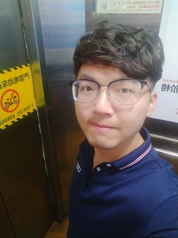 H先生的第二张照片--惠安征婚网