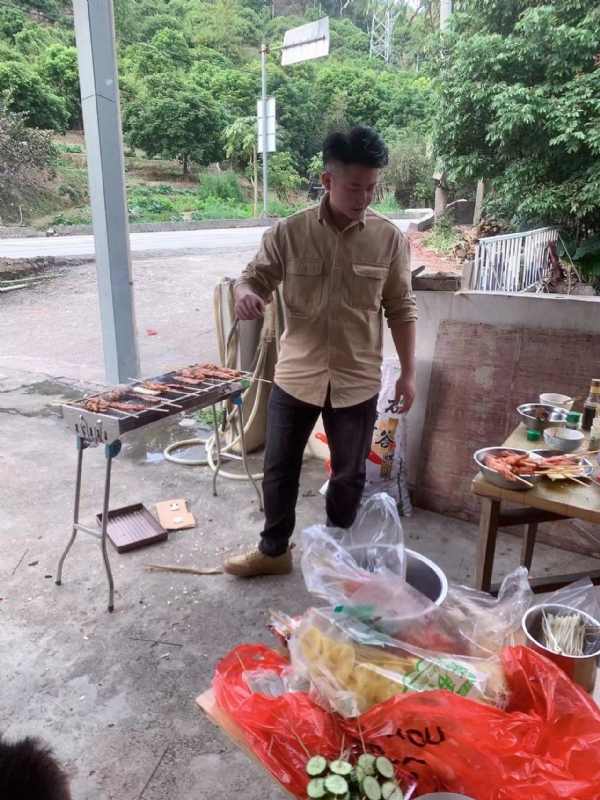 你黑我哟的第一张照片--惠安征婚网