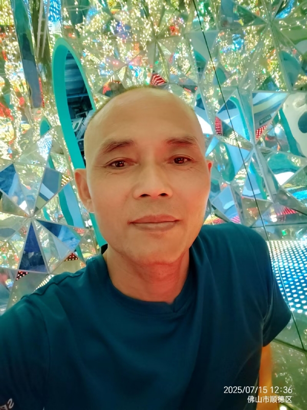 阿里睡不着的第二张照片--惠安征婚网